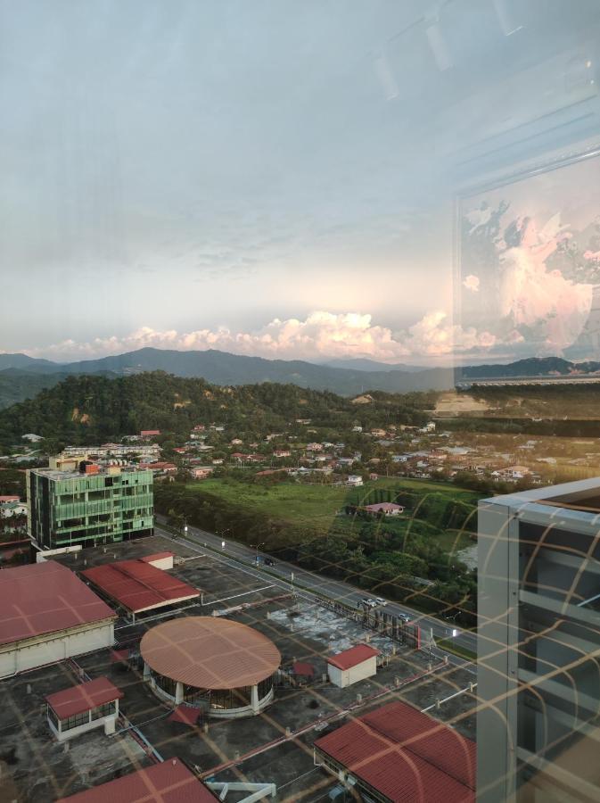 Thirteen Residence Tr06 @ Itcc Manhattan Suites Kota Kinabalu Esterno foto